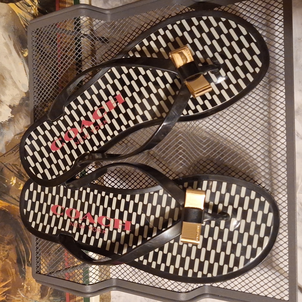 Coach flip flops
